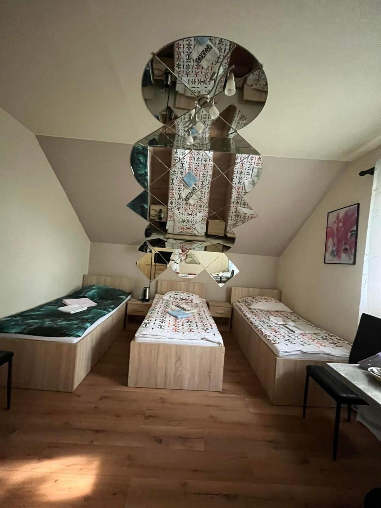 Zajazd Lesny Zakatek Dawniej Zajazd Don Kichot Lodž Exteriér fotografie